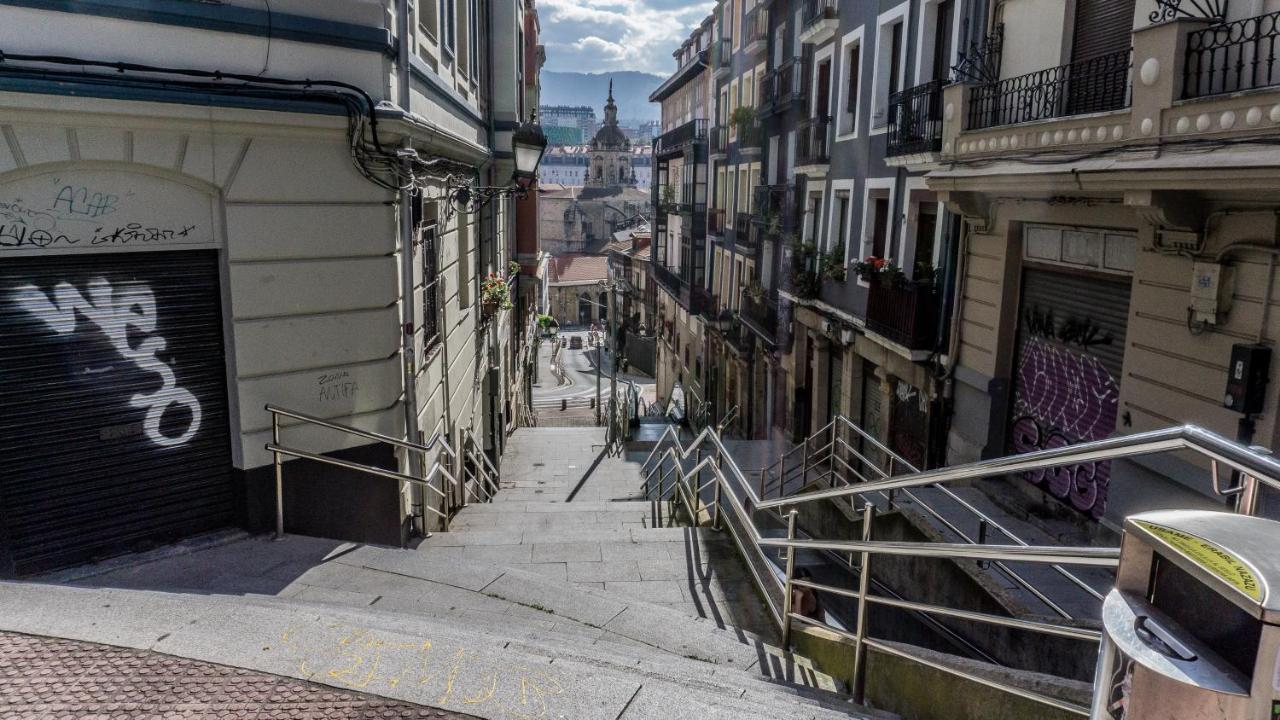 Bonito Y Espacioso Piso En Bilbao. Centro Zewnętrze zdjęcie